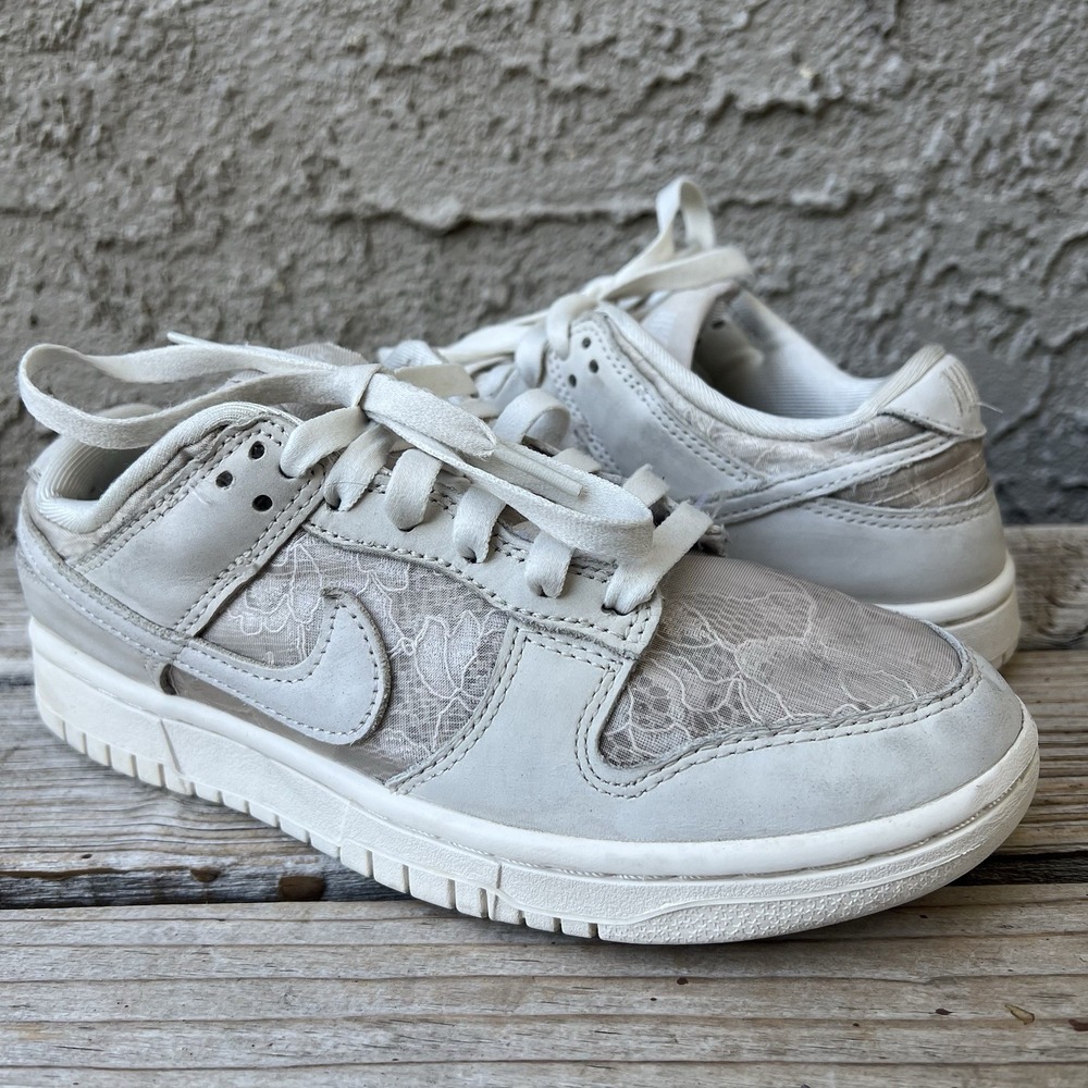 Nike Shoes Women‎ Size 6.5 Dunk Low Lace Soft Pearl
